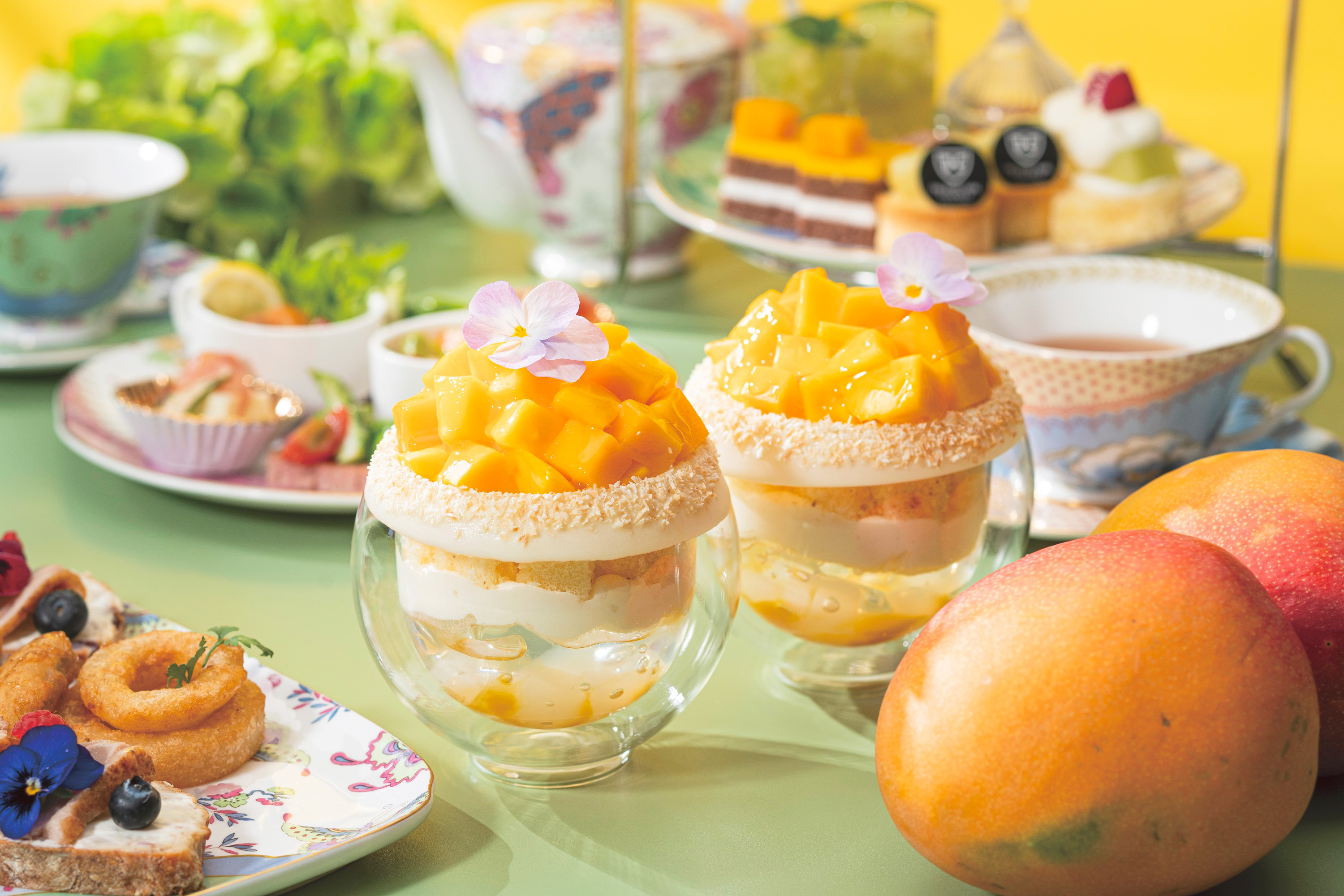 アップルマンゴーパフェ