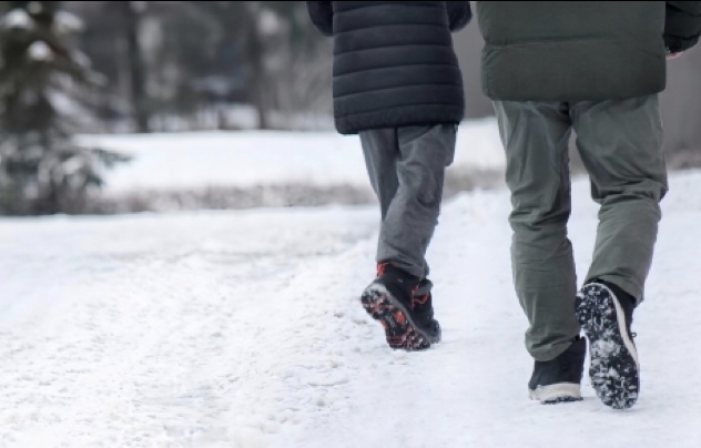 「雪まじりの泥水のハネ予防にも。」