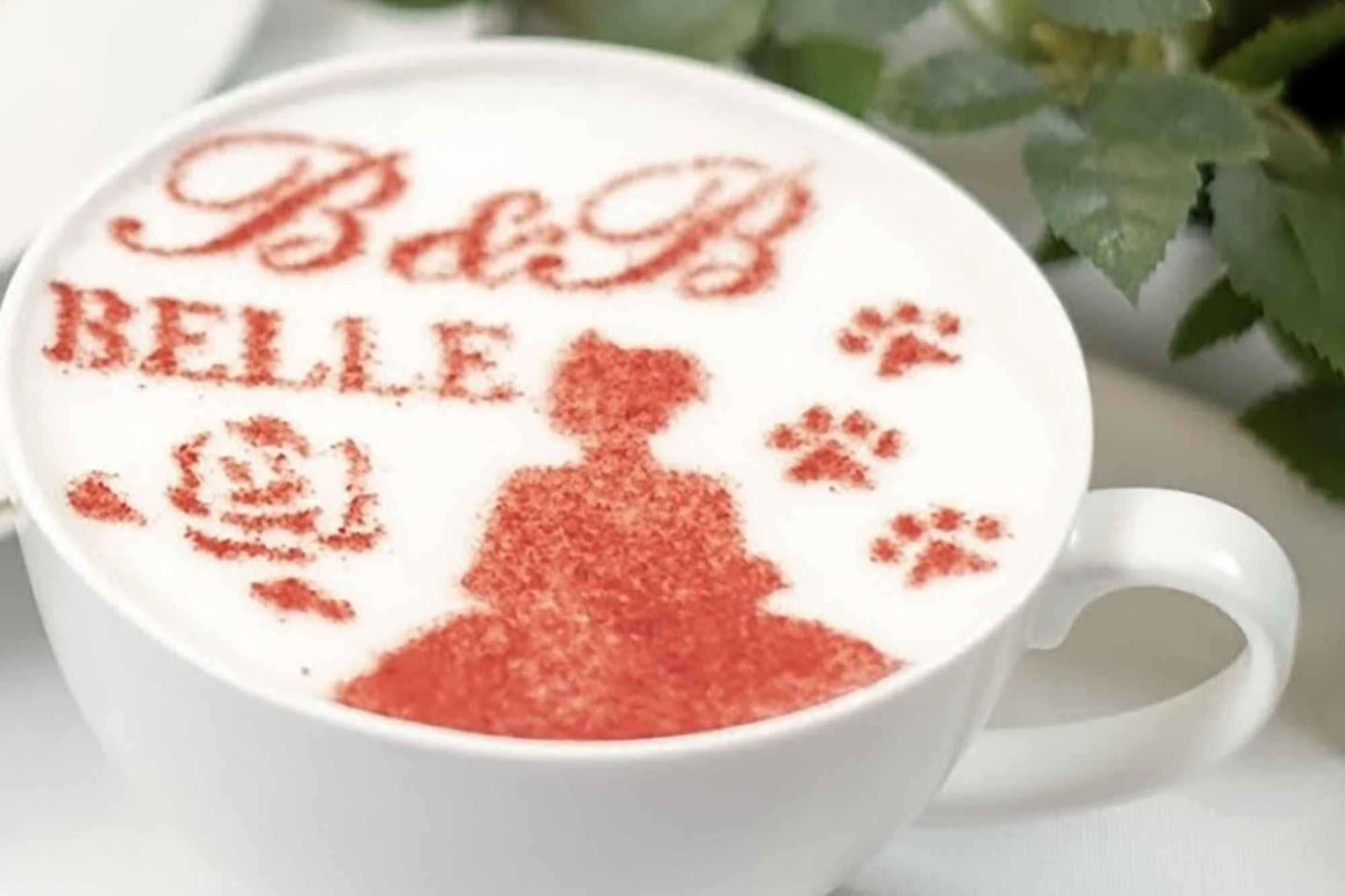 ホワイトショコラ・ストロベリーラテアート 税込1,100円