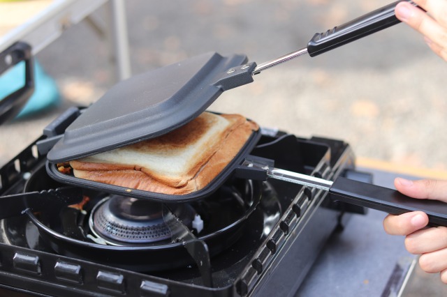 IWANO ホットサンドメーカーFT