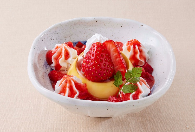 ストロベリープリン 599円(税込658円)