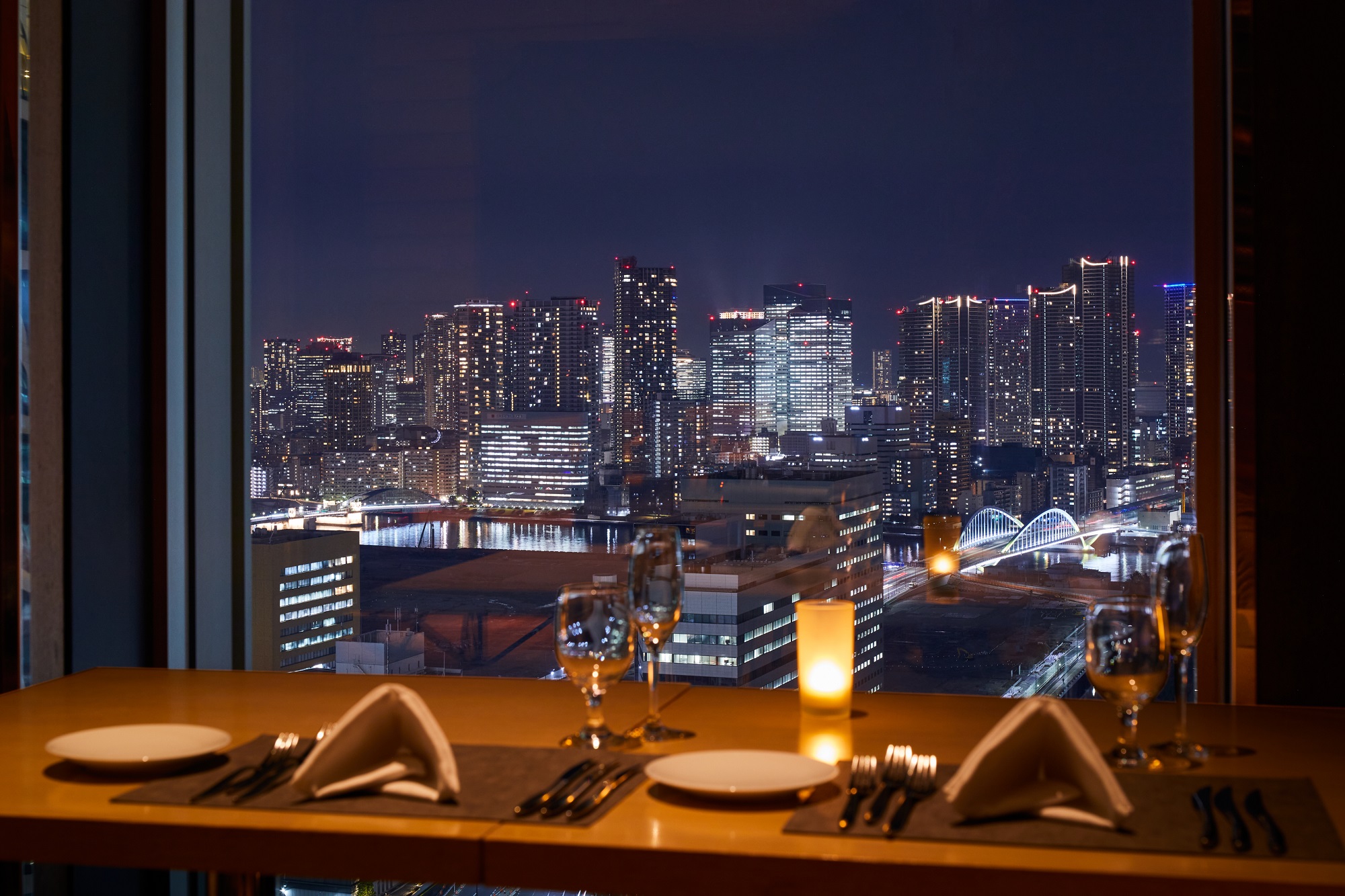 「ハーモニー」から眺める東京ウォーターフロントエリアの夜景