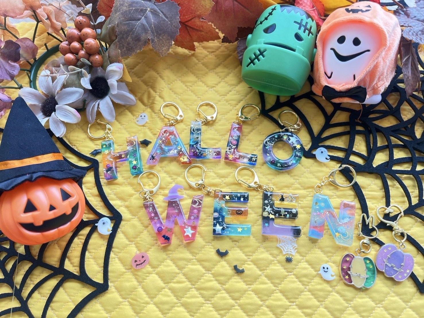 貸出画像 「UVレジンのアクセサリーをつくろう!」