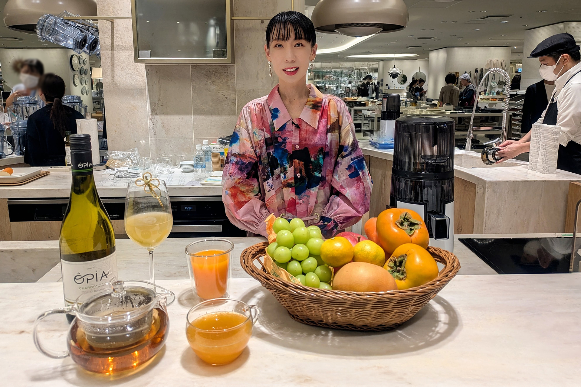 スペシャルイベント「食文化研究家・スギアカツキさんと楽しむ、新しいコールドプレスジュースの世界」