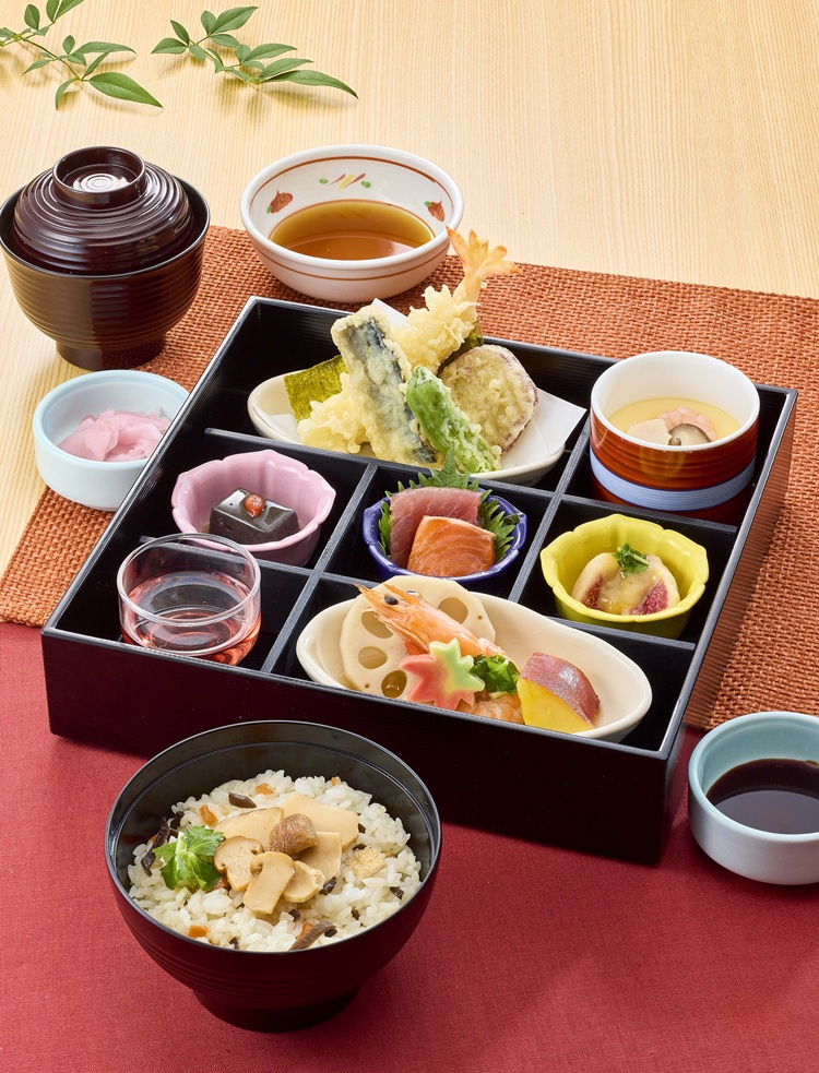 四季めぐり膳(松茸ご飯)