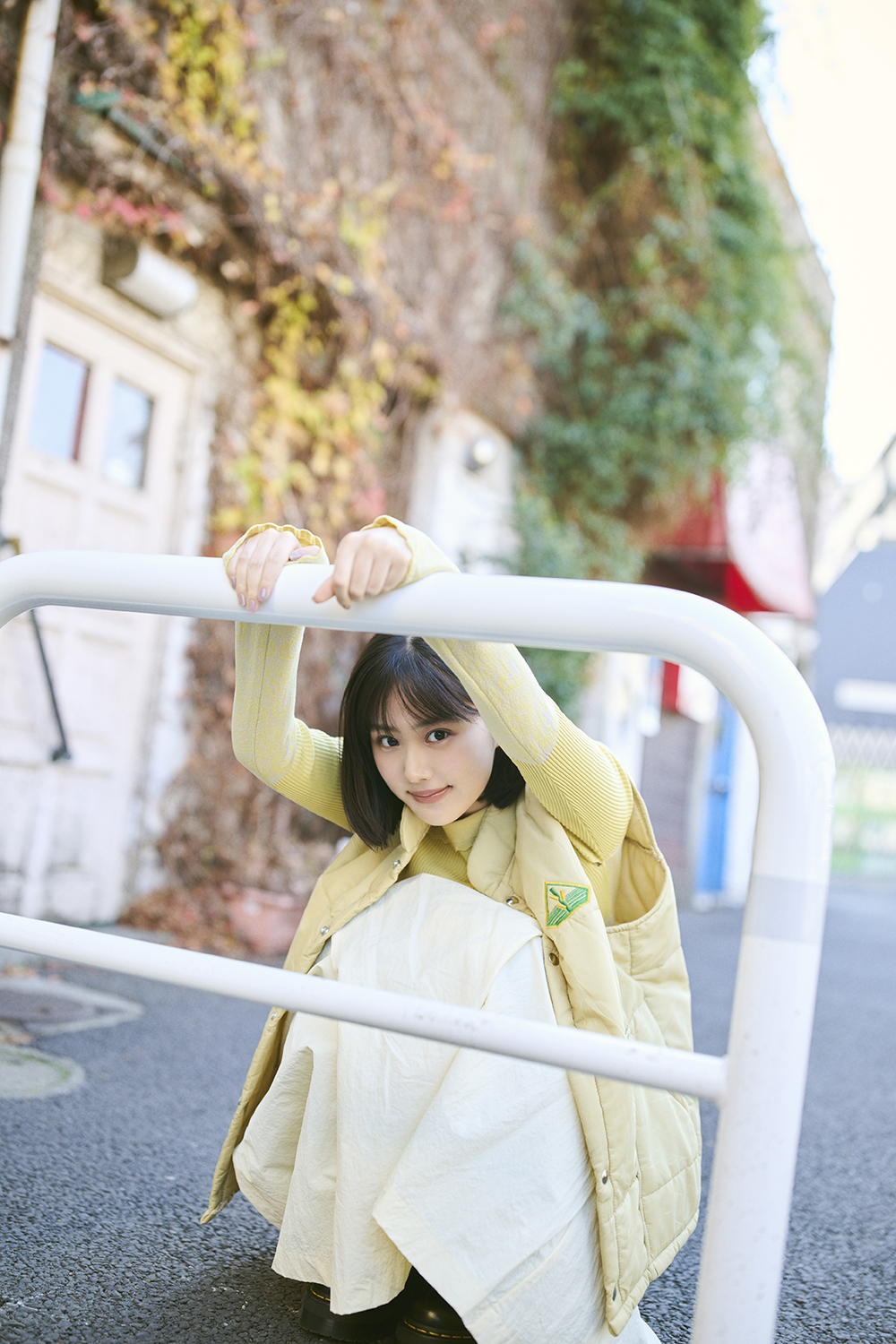 等身大のレアな姿を撮りおろしカットで収録！原菜乃華の『日常』を