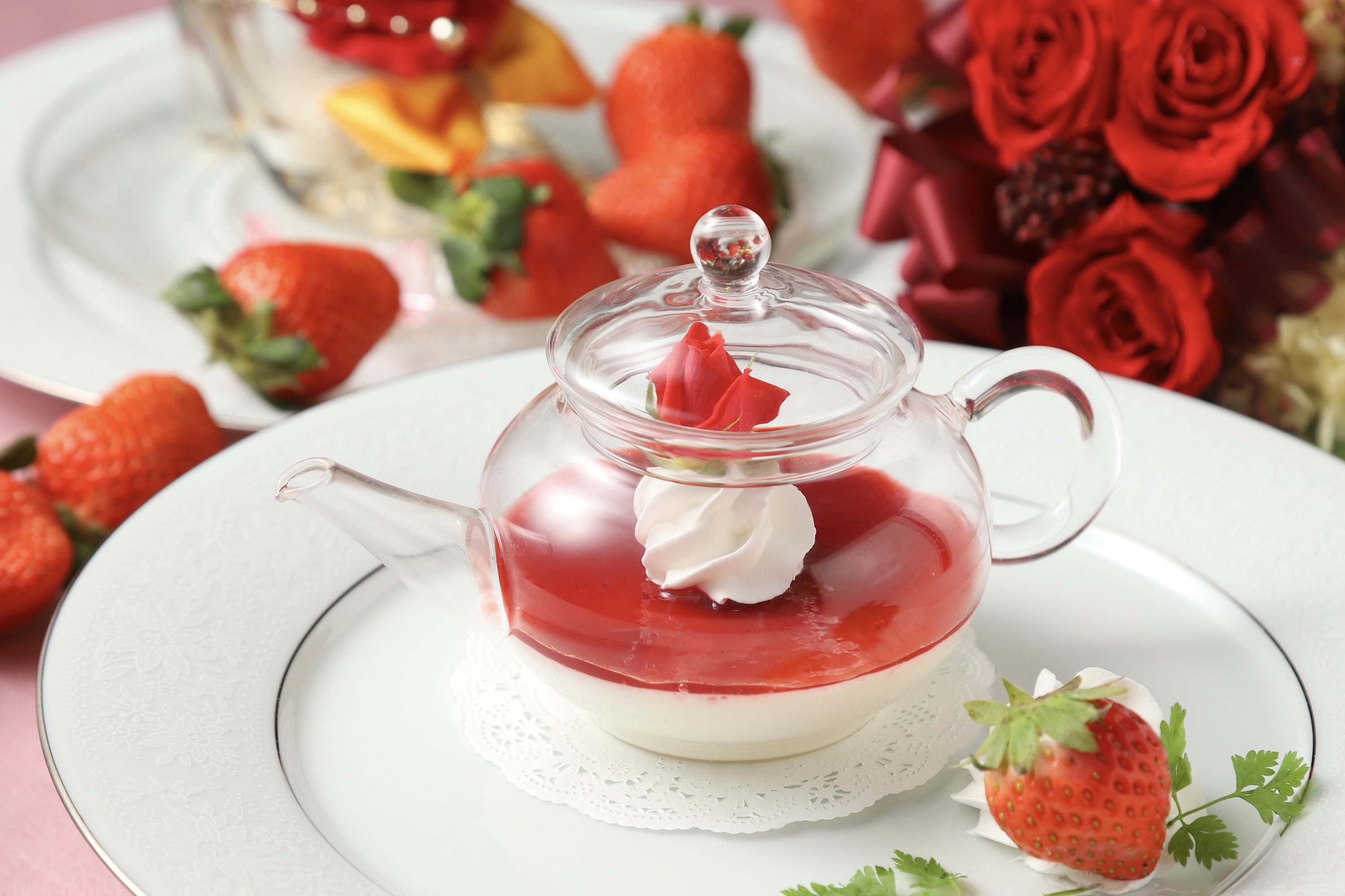 ポットのやさしい苺ブランマンジェ 税込1,200円