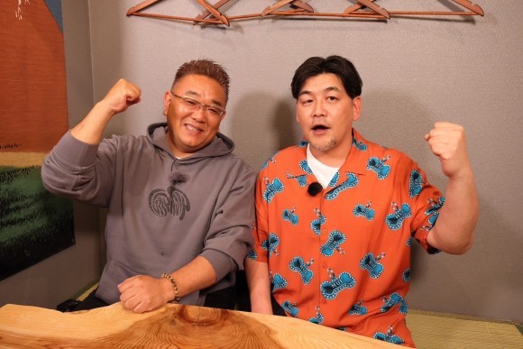 （左から）伊達みきお、富澤たけし(サンドウィッチマン）