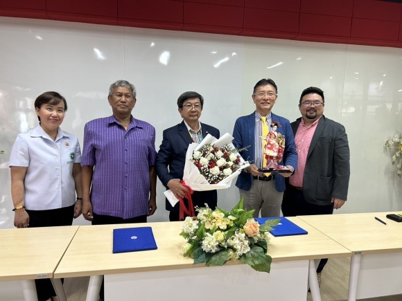 タイ保健省タイ伝統医学・総合医療医師協会と一般社団法人日本タイハーブ協会覚書締結