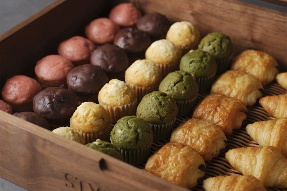 マーガリン不使用でリニューアル。スタイルブレッド業務用マフィン＆ホテルメロンパン