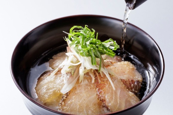 石山水産 天然真鯛の贅沢茶漬調理イメージ