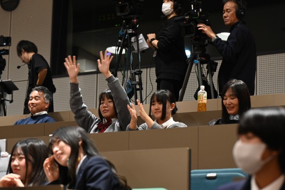 ※昨年の決勝プレゼン大会の様子