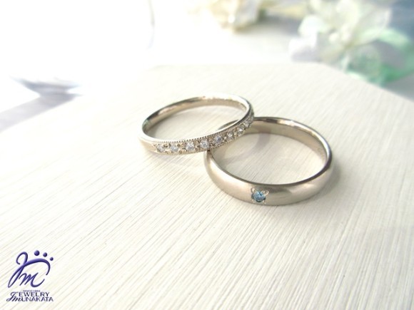 結婚指輪 マリッジリングは、一般的に女性用にストーンが入っていることが多いですが、男性用にも、デザインや好みに合わせて石を入れるのもありです。