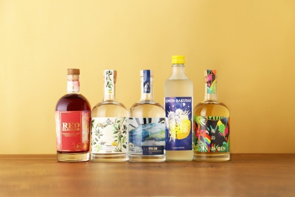 美しい紅色のクラフトジンや、地球を味わうクラフトジンなど、5種のクラフトジンが新登場