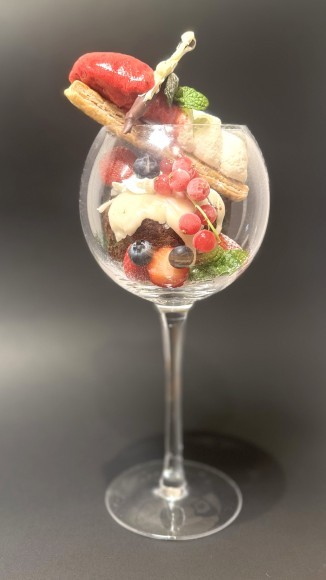 喫茶結香珈 ベリーチョコレートパフェ