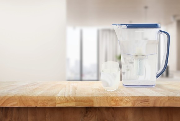 おいしくて安心な水をお手軽に ヤマダオリジナル ピッチャー型浄水器新発売
