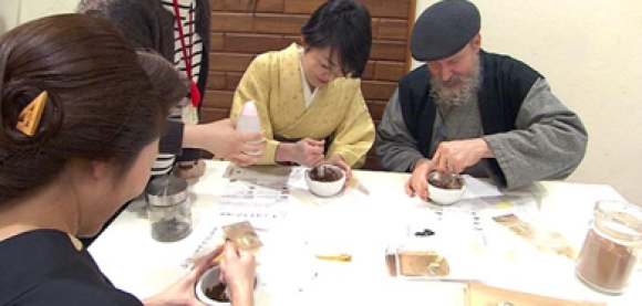 香房で体験を受ける海外のお客様