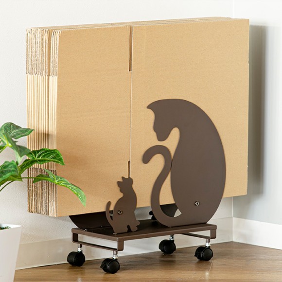 ネコ好きの方へ、「ネコ型ダンボールストッカー」のご案内