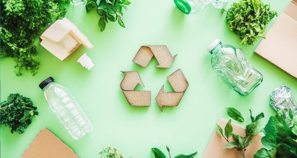 8月に経済産業省が発表した「指定脱炭素化再生資源利用促進製品」の方針について