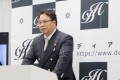 株式会社ディアハートの入社式で挨拶する舟掛副社長取締役