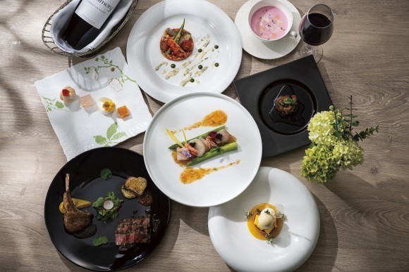 地上約100mから眺める夜景と夏の摩天楼ディナー