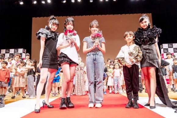 第九回大阪キッズコレクション表彰式