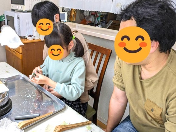 結婚10周年記念にファミリーリングを家族作ろう！というご家族に茨城県よりご来店いただきました。お子様の手作り体験は夏休みの自由研究、職業体験、伝統工芸の見学＆体験としてもご利用いただいてます。