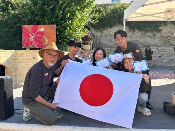 花の世界大会に日本代表として出場した第一園芸チームが世界第3位受賞！
