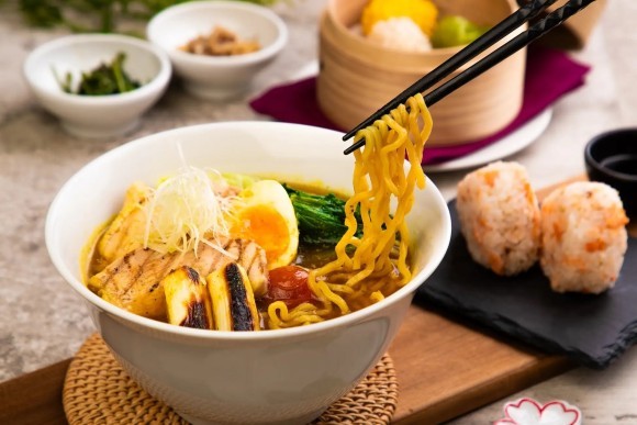 『北海道スープカレーラーメン』