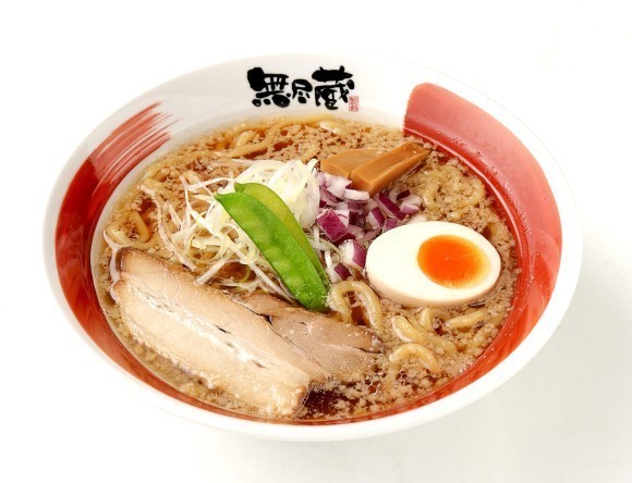 新潟らーめん「無尽蔵」焼きあご香る醤油らーめん