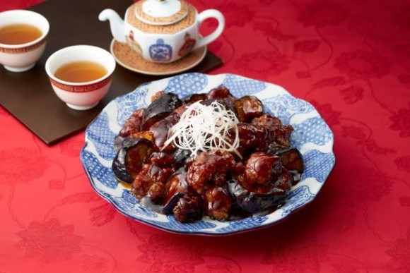 香酢が香る本格黒酢ソースが決め手、 “黒と香”にこだわった冷凍キット「黒酢酢豚」新発売！