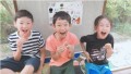 おにぎりアクションに参加する子どもたち