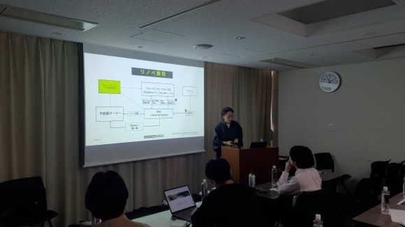 CREATORZ WORLDは、プロレベルのゲーミング環境を初期費用ゼロで提供する“ゲーミング賃貸”事業で す。