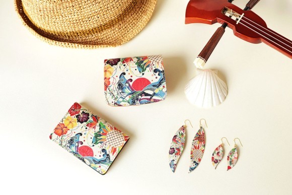 7月24日は真夏の開運日。沖縄の自然をデザインした、縁起の良い「琉球紅型」がミニ財布になって登場です。
