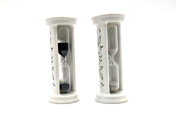 右が2分計、左が3分計