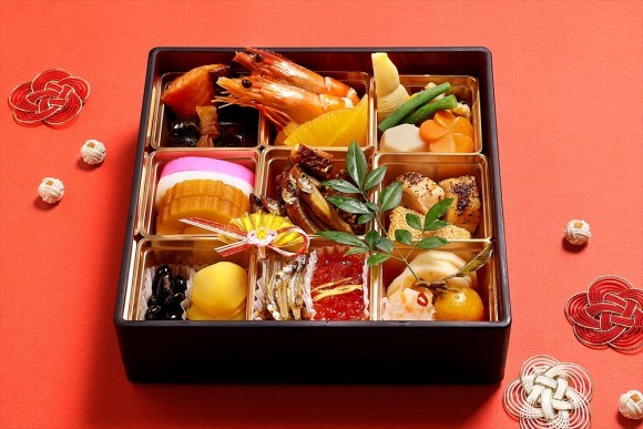 花ごよみ東京「おせちブッフェ」で最初に提供する重箱