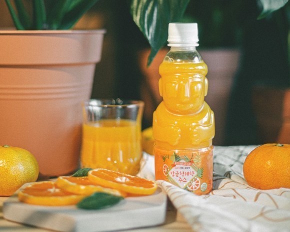 水が一滴も入っていないチェジュみかん100％ストレートジュース『チョンヘヒャンジュース』
