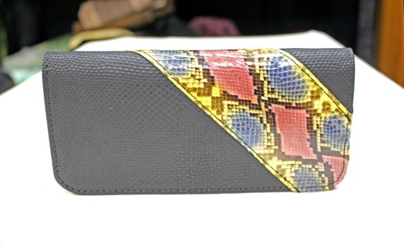 オールレザー長財布（蛇革）◆巻蛇／ペイントパイソン／Re-Bone Special