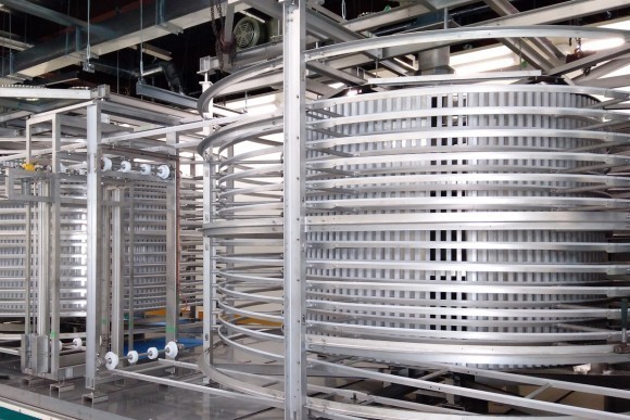 第三工場スパイラルフリーザー内部