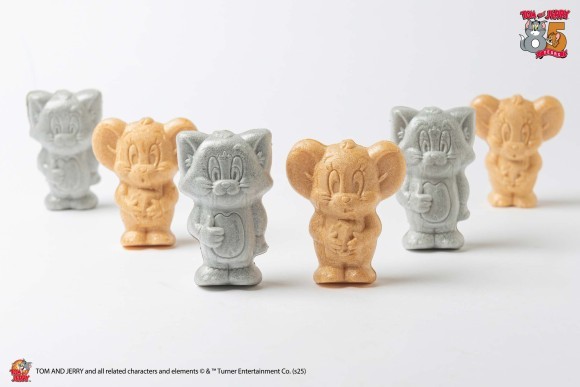 HKDSTOY「トムとジェリー モナカ チョコレート＆チーズ味」4個入（ひつじや謹製）