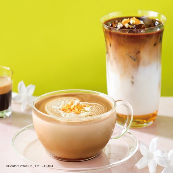 ジャスミンキャラメルラテ（HOT・ICED）660円（税込）