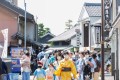 2日間で8万人が訪れる有松絞りまつり（写真：岡松愛子）