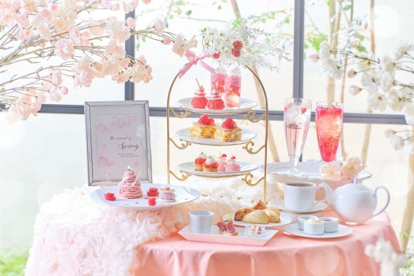 桜色のストロベリーアフタヌーンティー