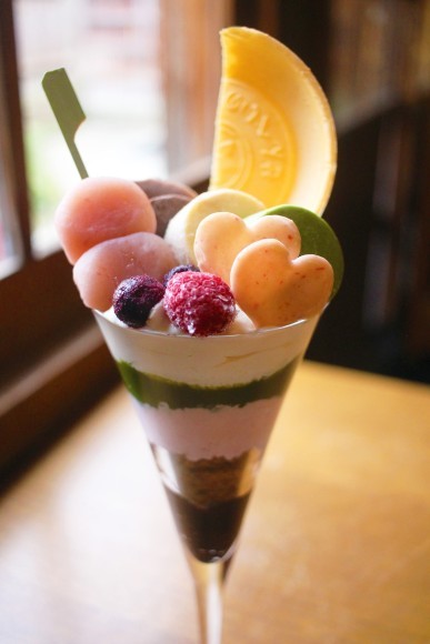 西陣本店限定パフェ「ひとえふたえ」
