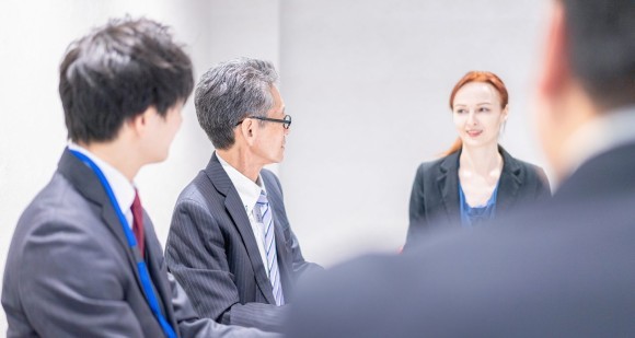 英語で！ファシリテーターを求められた。どうする？