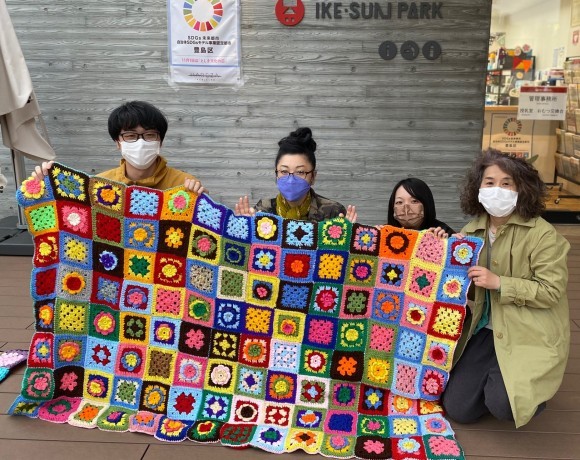 IKE・SUNPARKにラグを寄贈