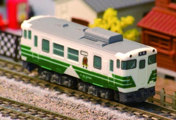 キハ40 動力車　Zゲージ 鉄道模型 キハ40 動力車 Zゲージ 鉄道模型