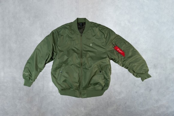 ReStrada（レストラーダ）2025 A/Wコレクション MA-1ジャケット