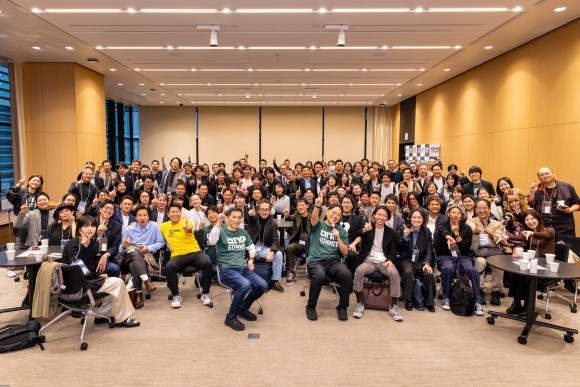 クロージングセッション後の全体の集合写真