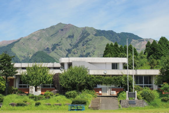 中松集学校校舎